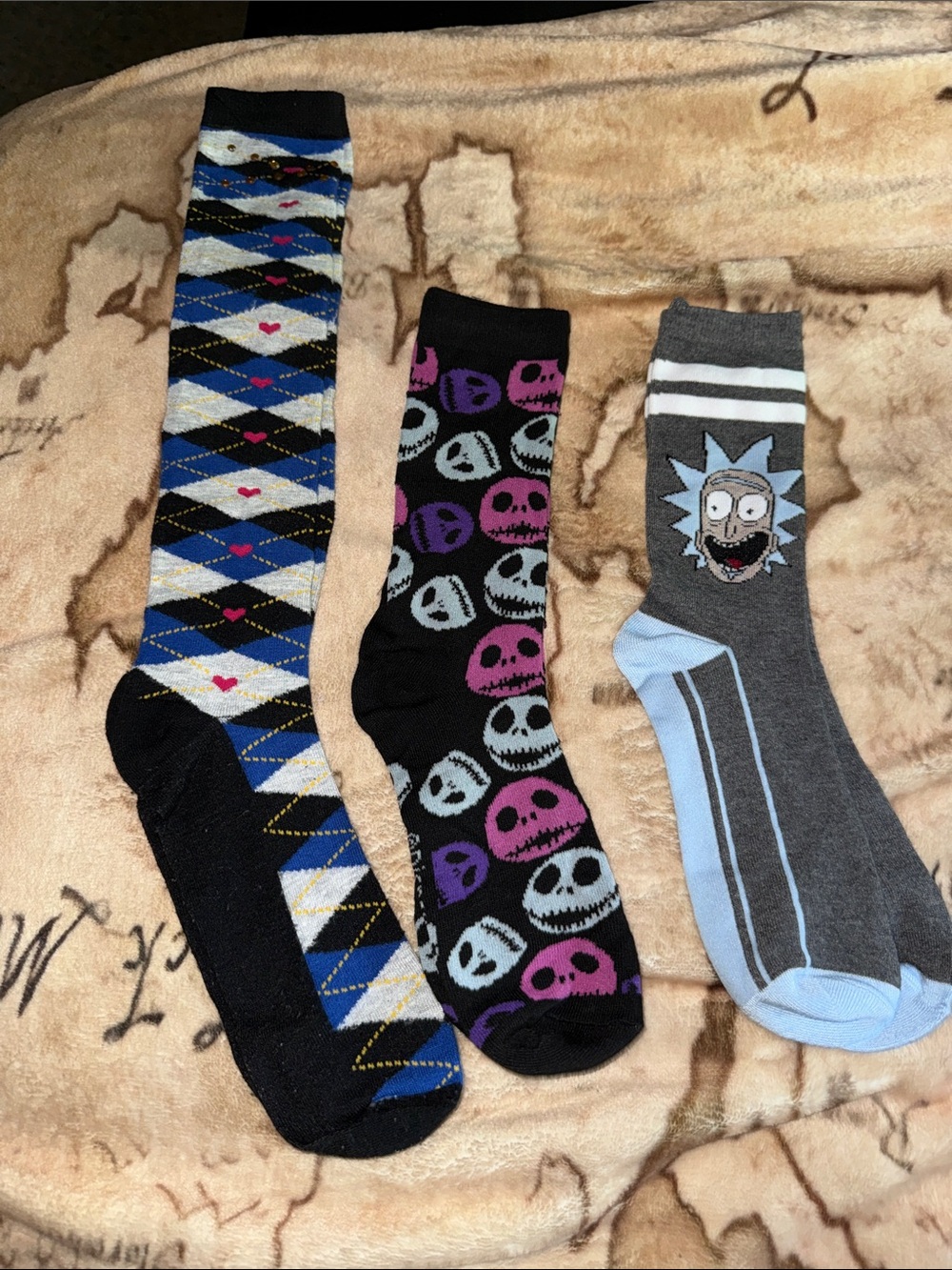 🖤3 PAIRS OF SOCKS BUNDLE🖤